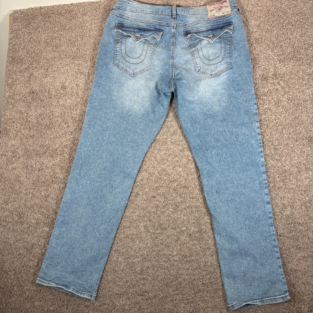 True Religion Geno Relaxed Slim Light Wash Jeans Mens 36x31 Flap Pocket